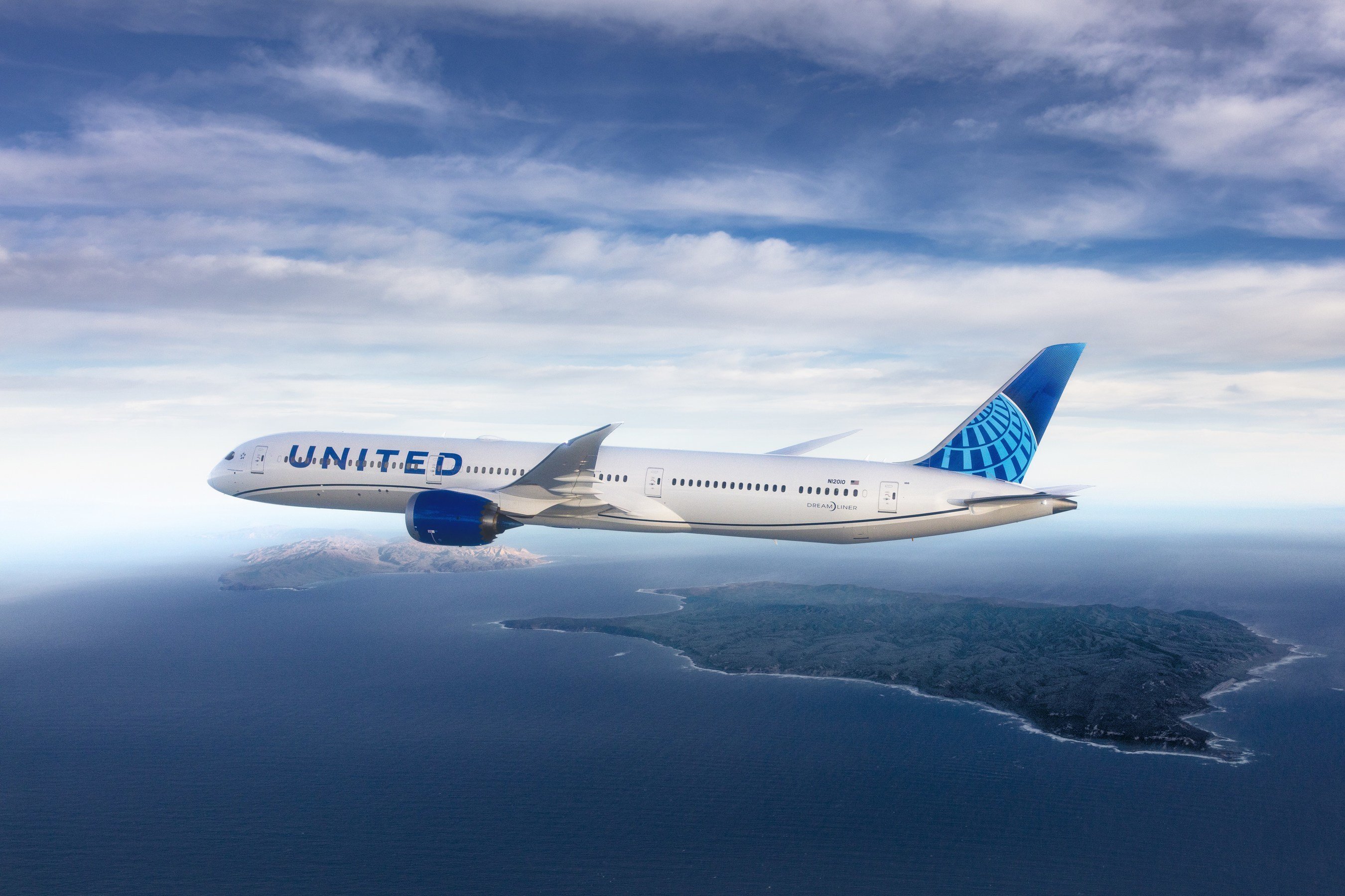 All About United Airlines PassPlus