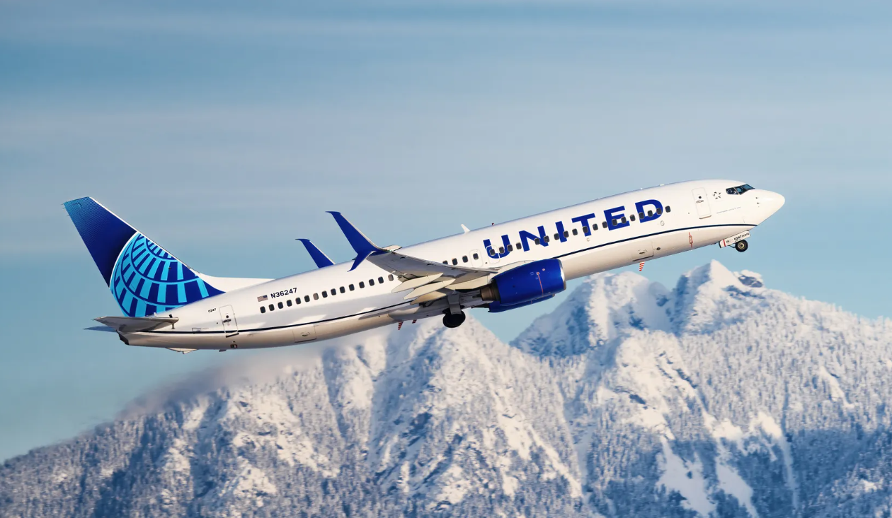 All About United Airlines PerksPlus